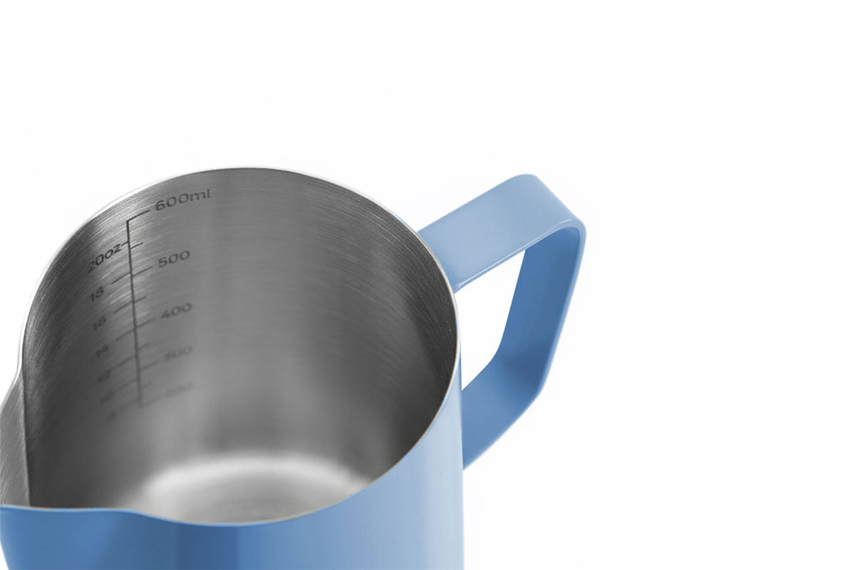 Pro Lined Milk Pitcher - 600ml | Blue